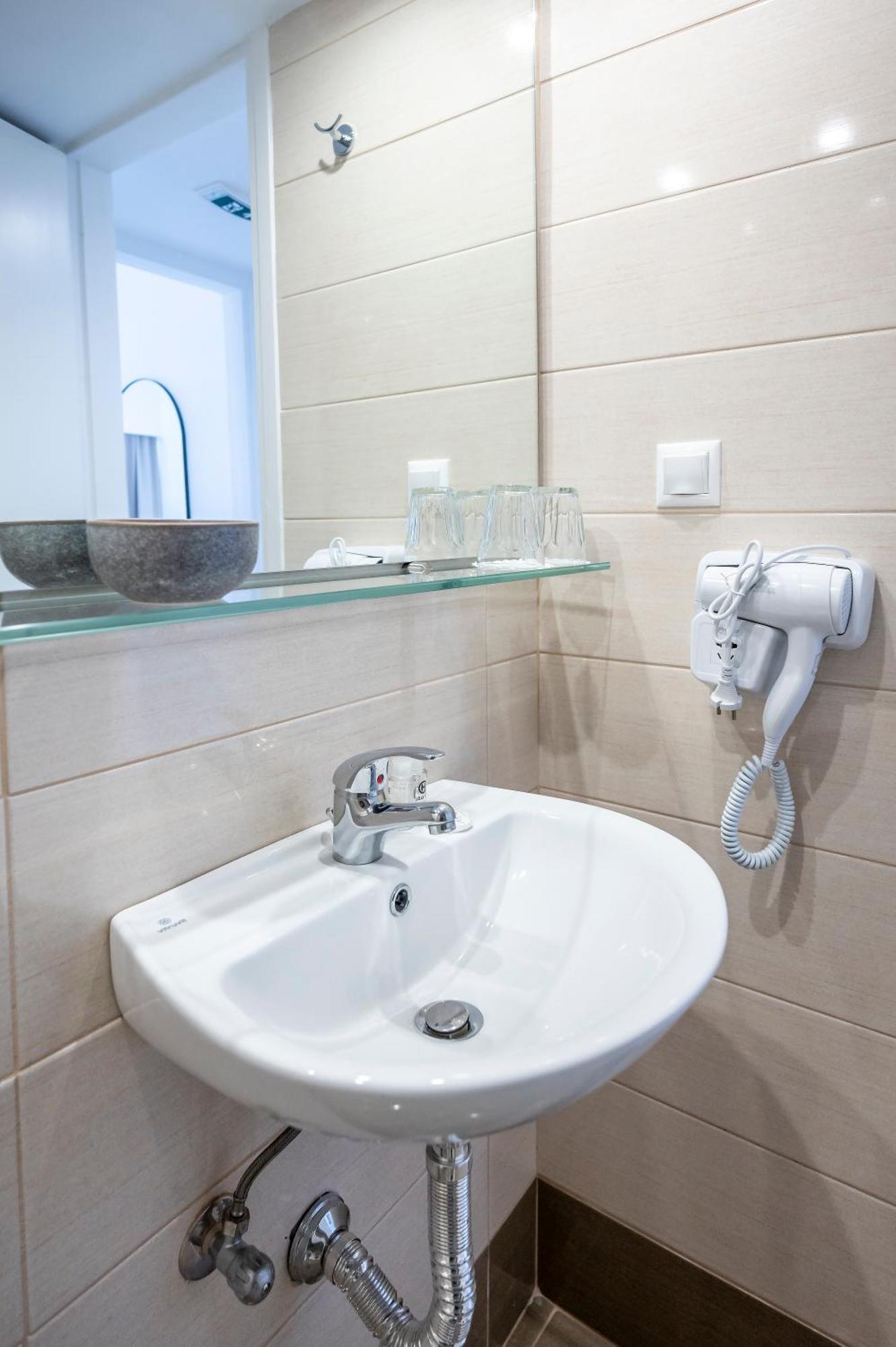 Aegeon Hotel - Adults Only Kos Town Ngoại thất bức ảnh